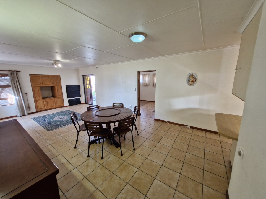 3 Bedroom Property for Sale in Stilbaai Wes Western Cape
